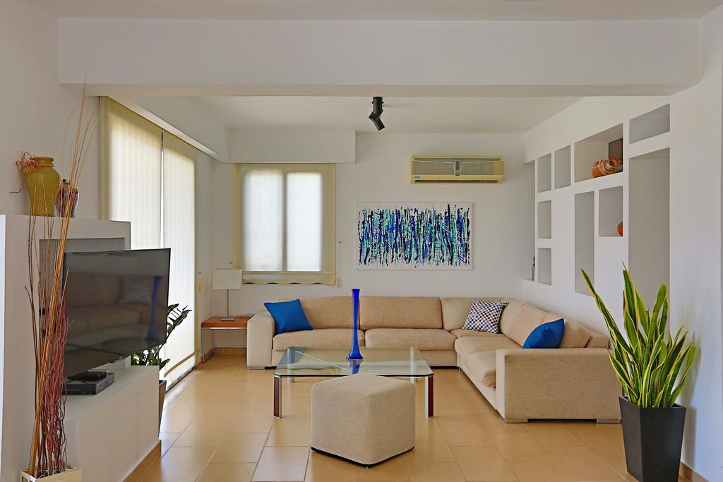 Villa Infinite Blu Paphos Exterior foto